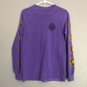 URBAN OUTFITTERS LONG SLEEVE PURPLE GRAPHIC